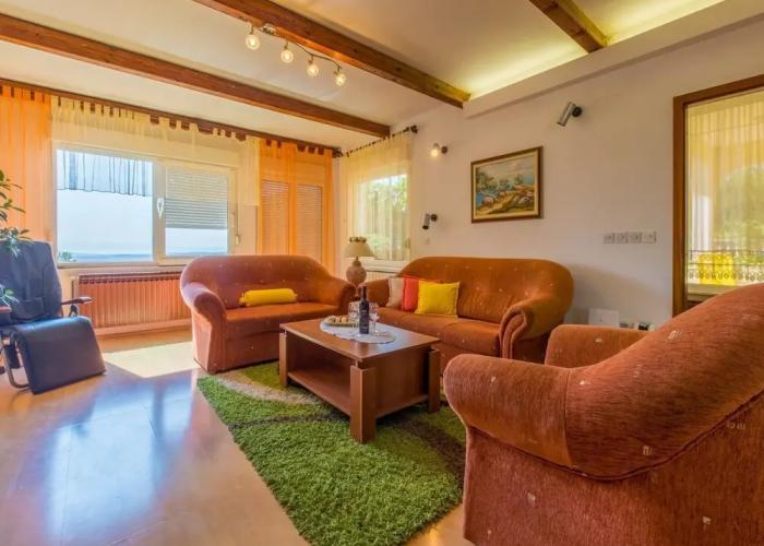 Apartments Ljiljana