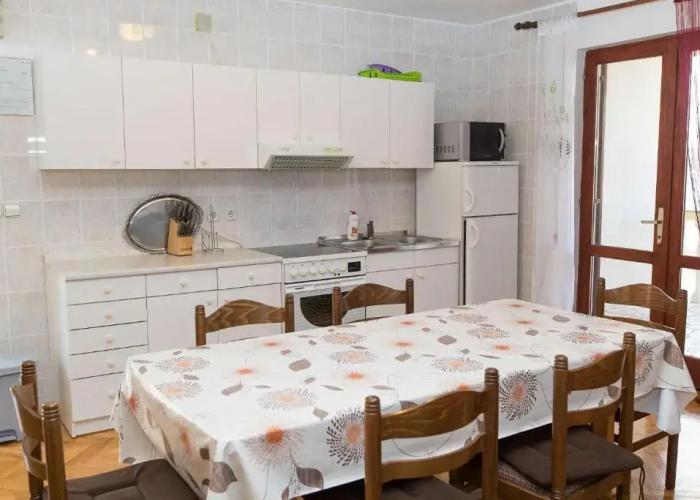 Apartments Ivan