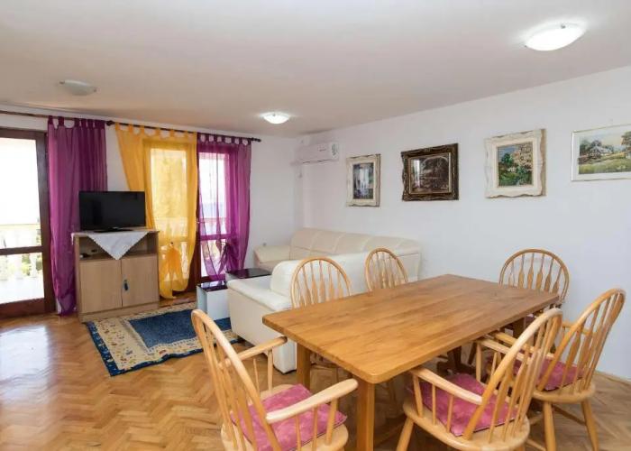 Apartments Ivan