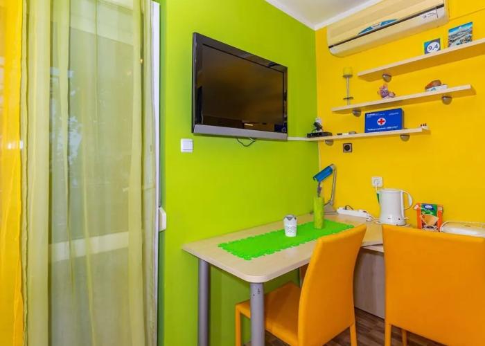 Studio Apartment With Swimming Pool & Sea View