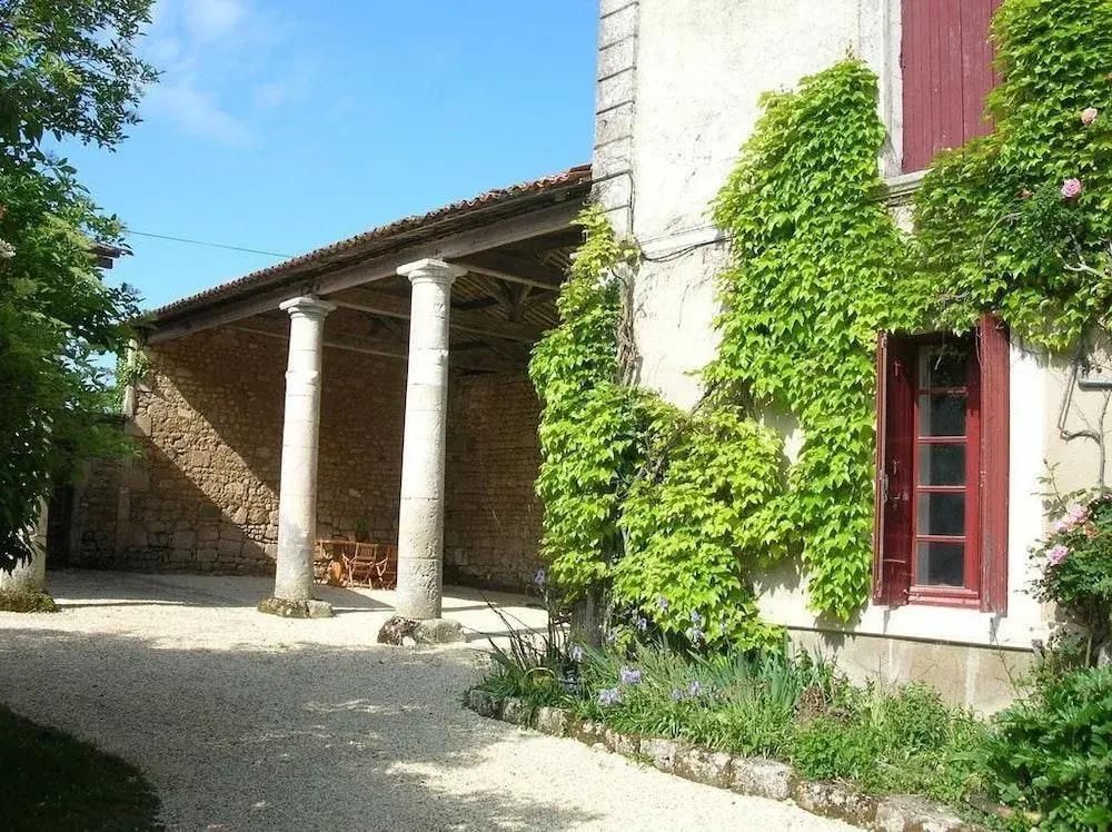 La Cure du Maine Charles