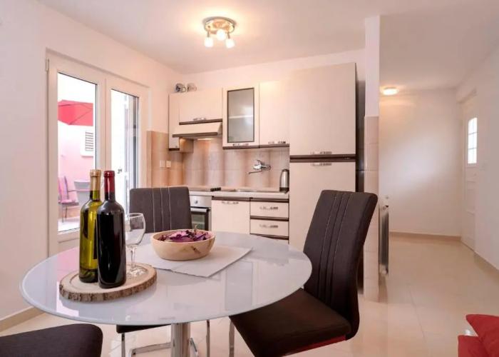 Ena Apartments