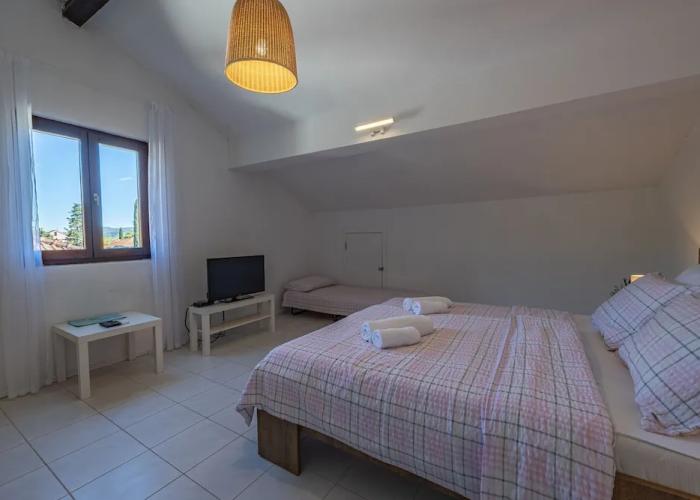 Apartments Iskra
