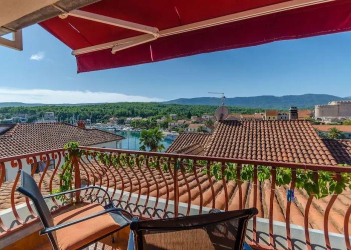 Apartments and Rooms Darinka