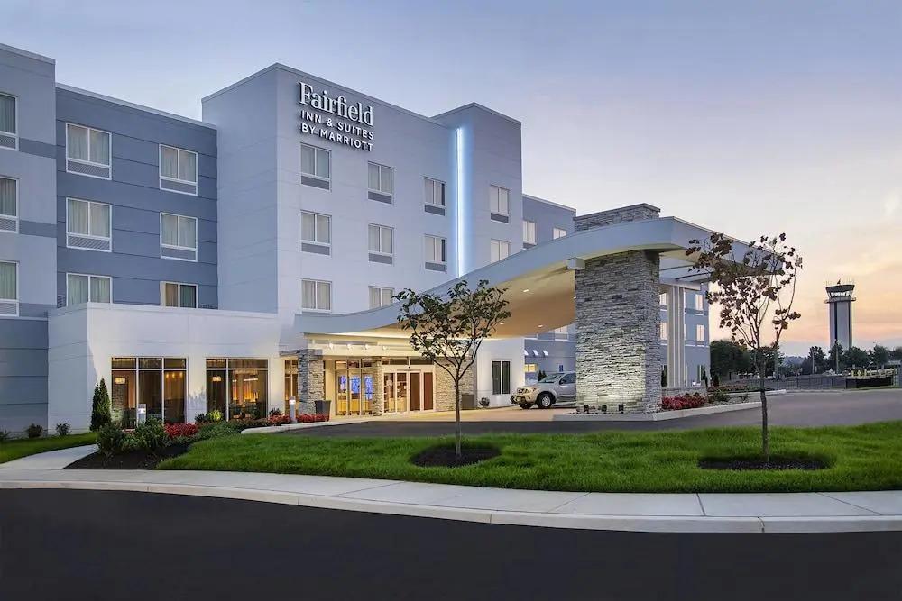 Fairfield Inn & Suites Harrisburg International Airport