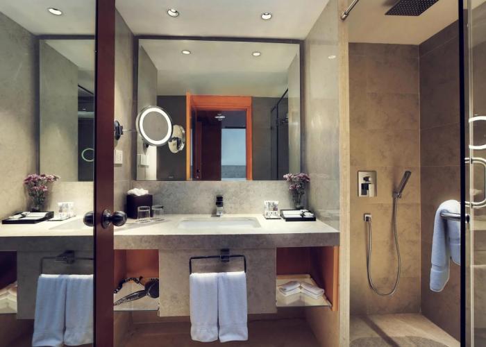 Mercure Hyderabad KCP Hotel