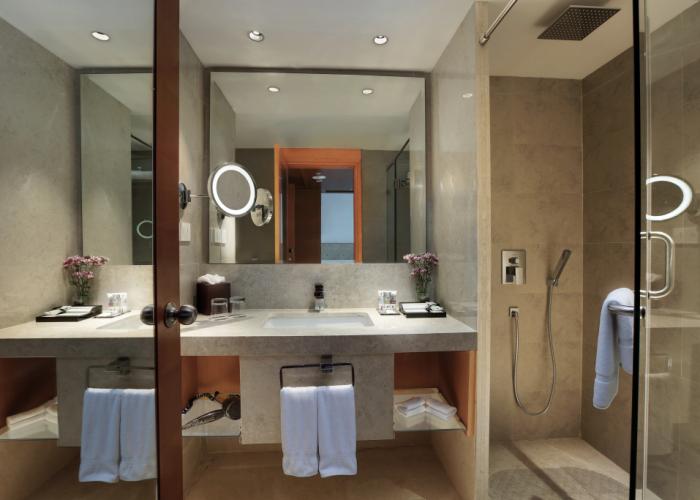 Mercure Hyderabad KCP Hotel