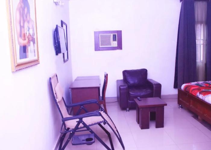 Agburuike Hotels