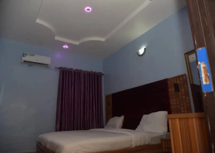 Dorakings Hotel
