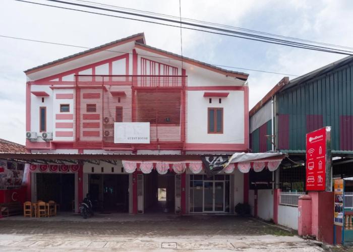 RedDoorz near Universitas Muhammadiyah Pringsewu