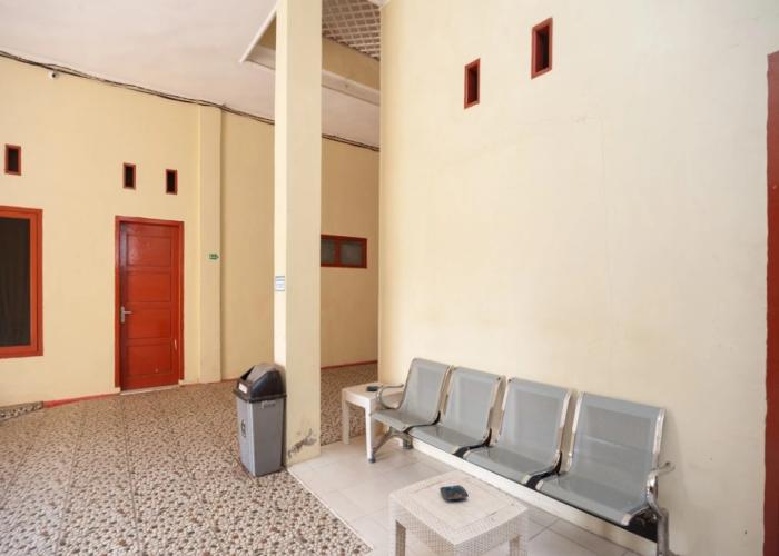 RedDoorz near Universitas Muhammadiyah Pringsewu