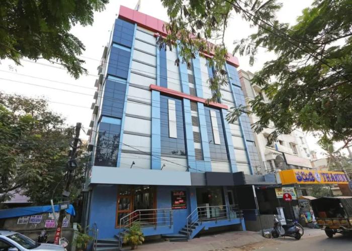 Hotel Saraswathi Residency