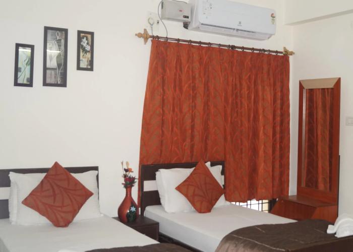 Hotel NirmalVilla Cherry Service Apartment