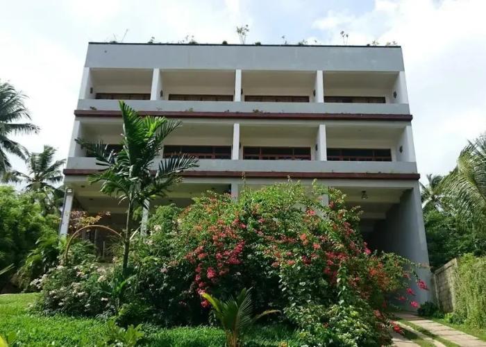 Esprit d'Ici Hotel