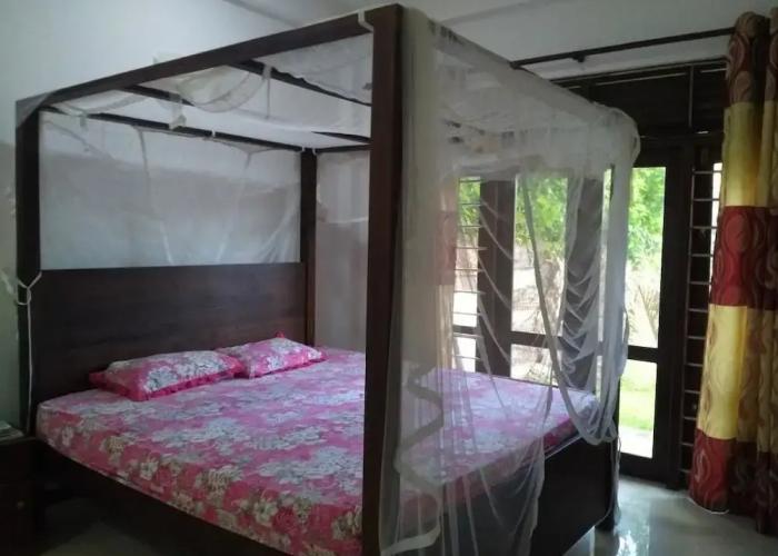 Nishan Surf Inn