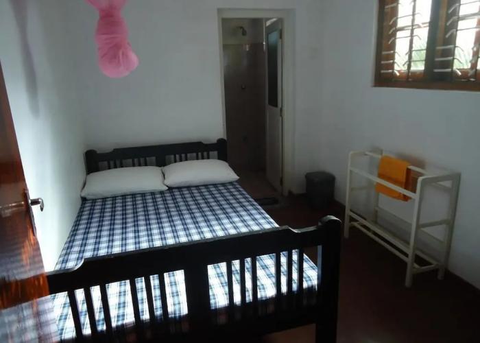 Nishan Surf Inn