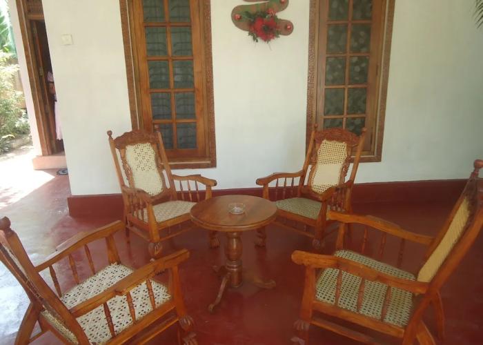 Nishan Surf Inn