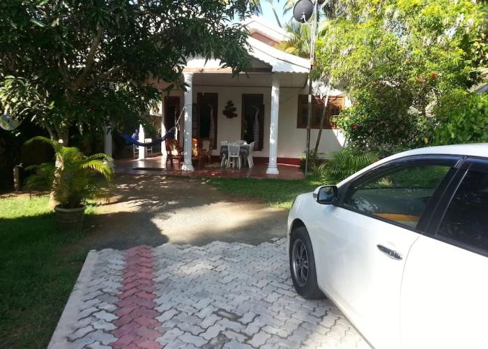 Nishan Surf Inn