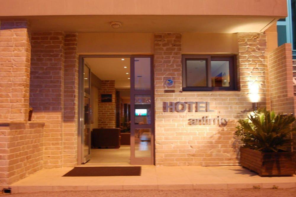 Hotel Antirrio