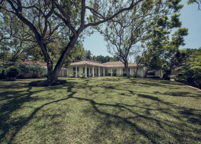 Taru Villas Mawella