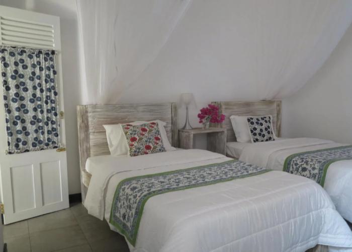 Esperanza Beach Villa