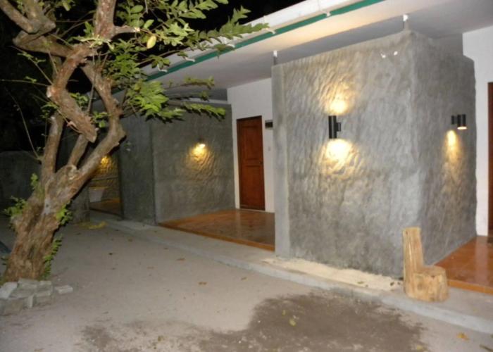 Madi Finolhu Guesthouse