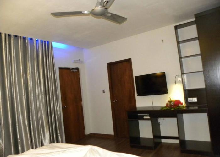 Madi Finolhu Guesthouse