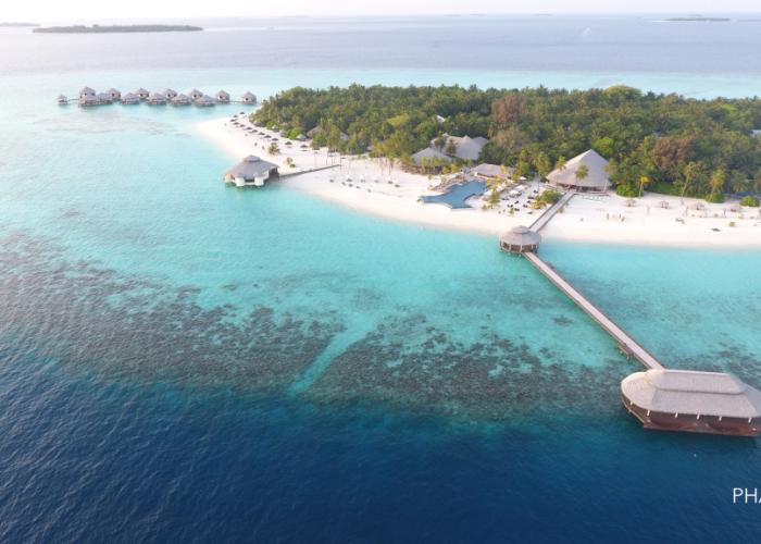 Kihaa Maldives Hotel
