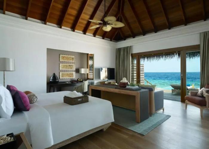 Dusit Thani Maldives Resort