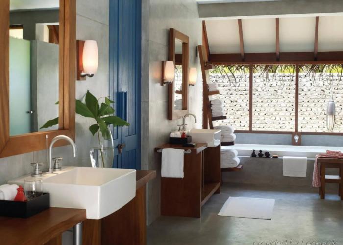 Four Seasons Resort  Maldives at Landaa Giraavaru