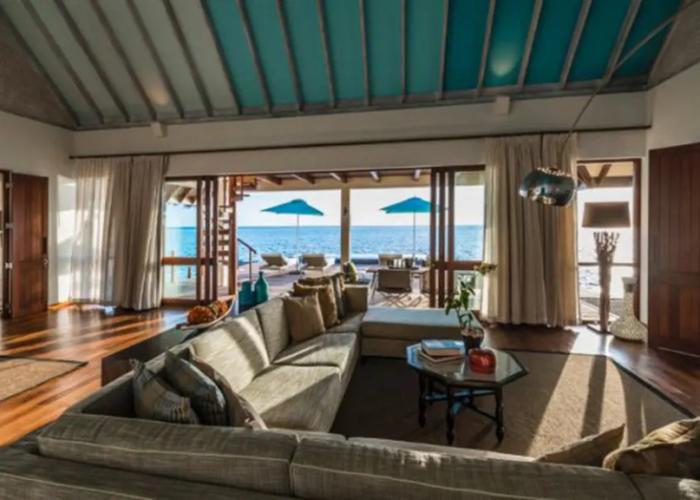 Four Seasons Resort  Maldives at Landaa Giraavaru