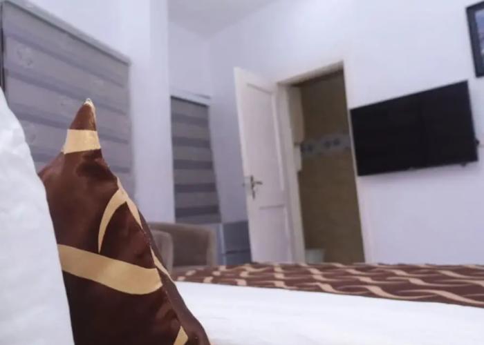 The Paradise Beach Resort and Apartment