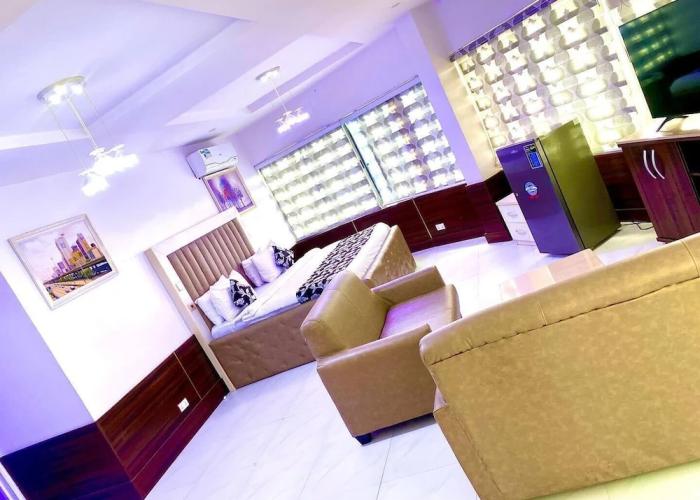 The Paradise Beach Resort and Apartment