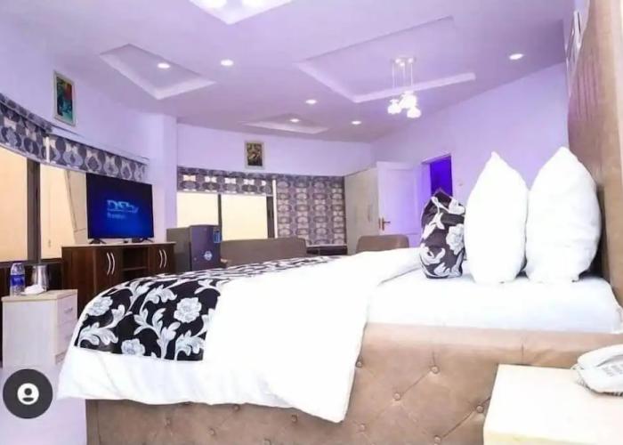 The Paradise Beach Resort and Apartment