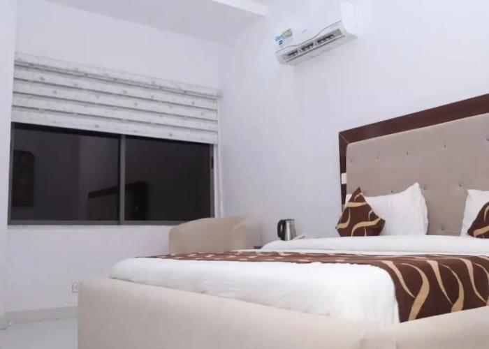 The Paradise Beach Resort and Apartment