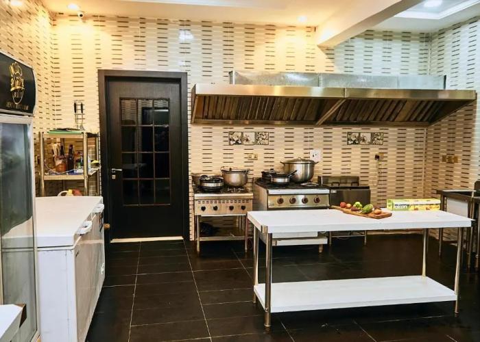247 Luxury Hotel & Apartment Ajah Hotel