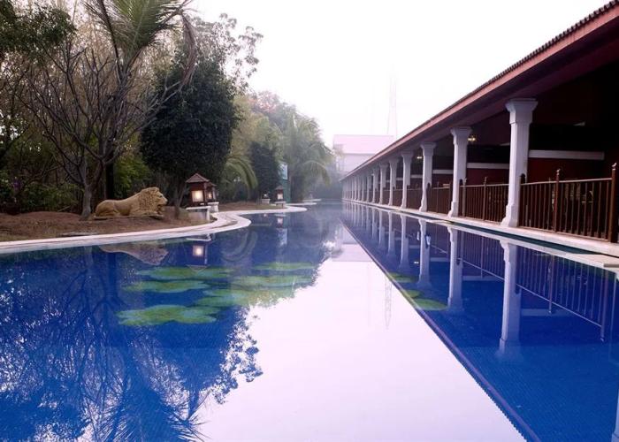 Celestia Suites at Leonia