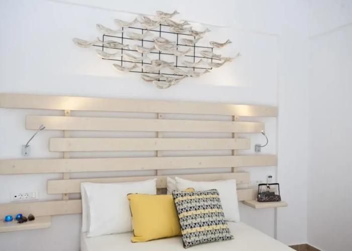 Yanna Luxury Suites