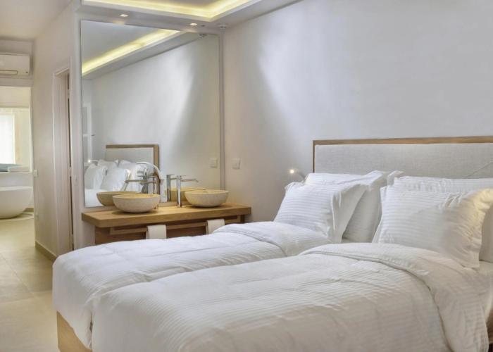 Nissaki Boutique Hotel