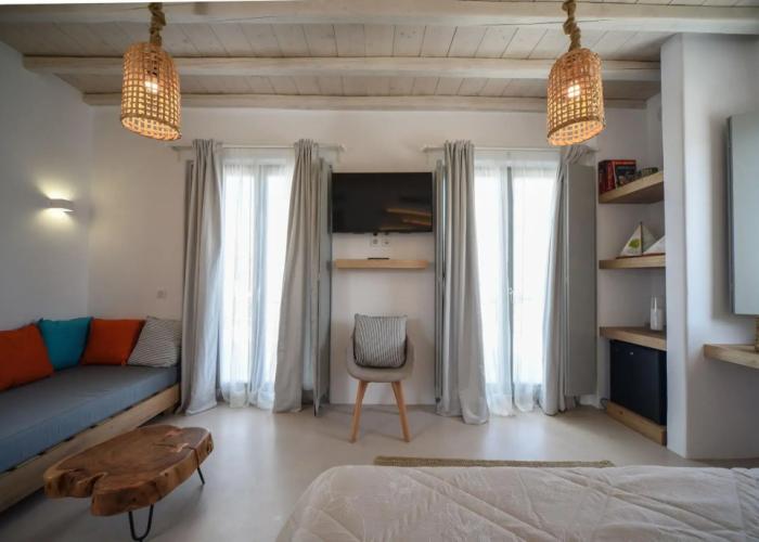 Myconian Crown Suites