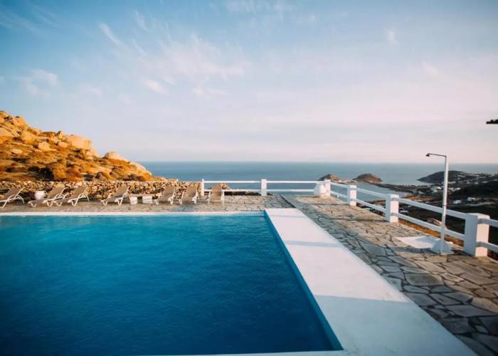 Mykonos Supreme Comfort Suites & Villas