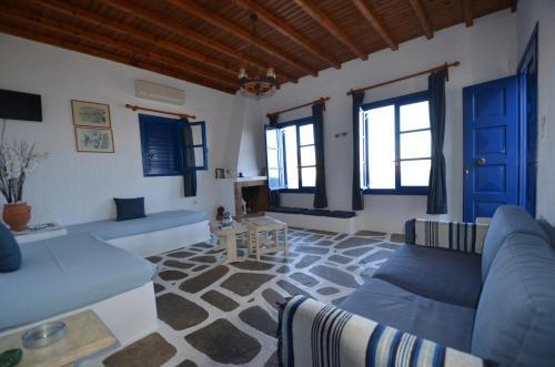 Villas Kalafatis Apartments