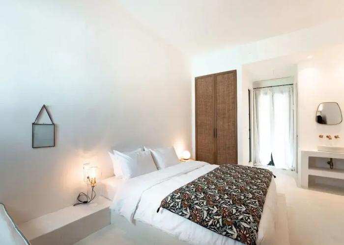 Koukoumi Vegan Boutique Hotel