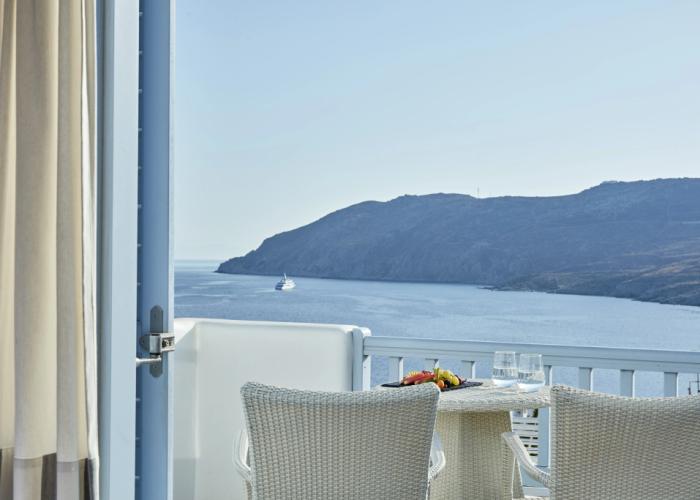 Archipelagos Hotel