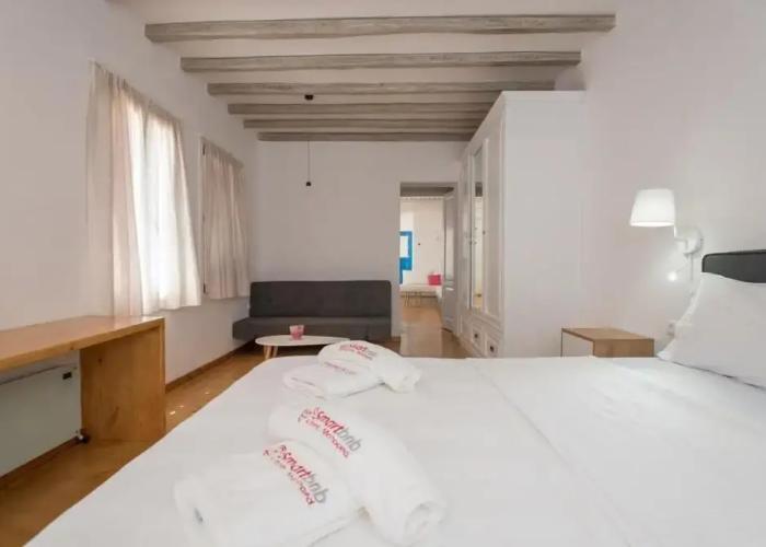 Luxury Sea View Apartment w shared pool