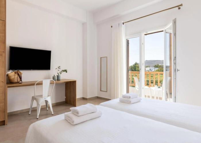 Mykonaki Hotel