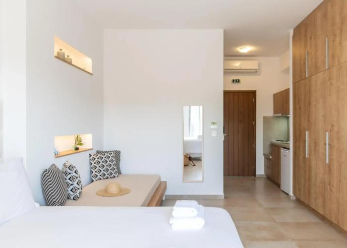 Mykonaki Hotel