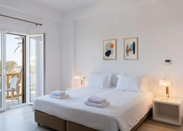 Mykonaki Hotel