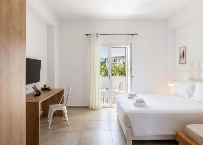 Mykonaki Hotel