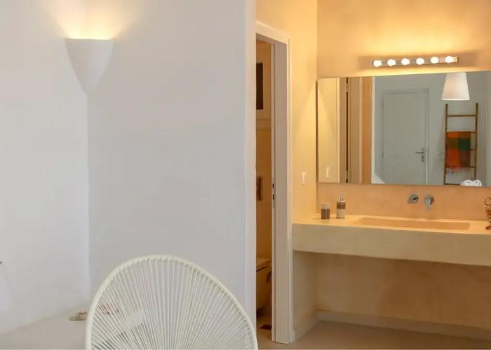 Ortus White Mykonian Luxury Villa